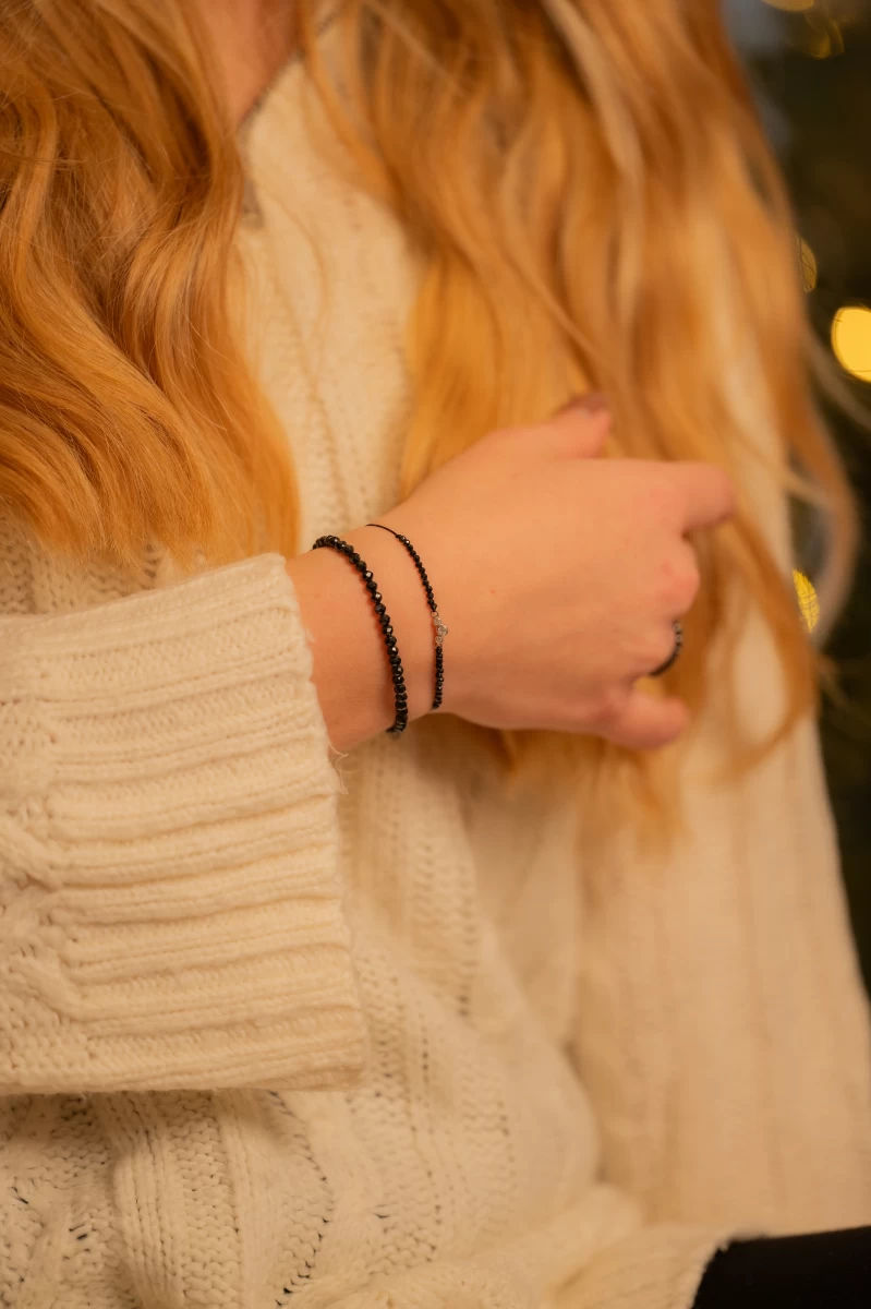 Fekete Brill Karkötő