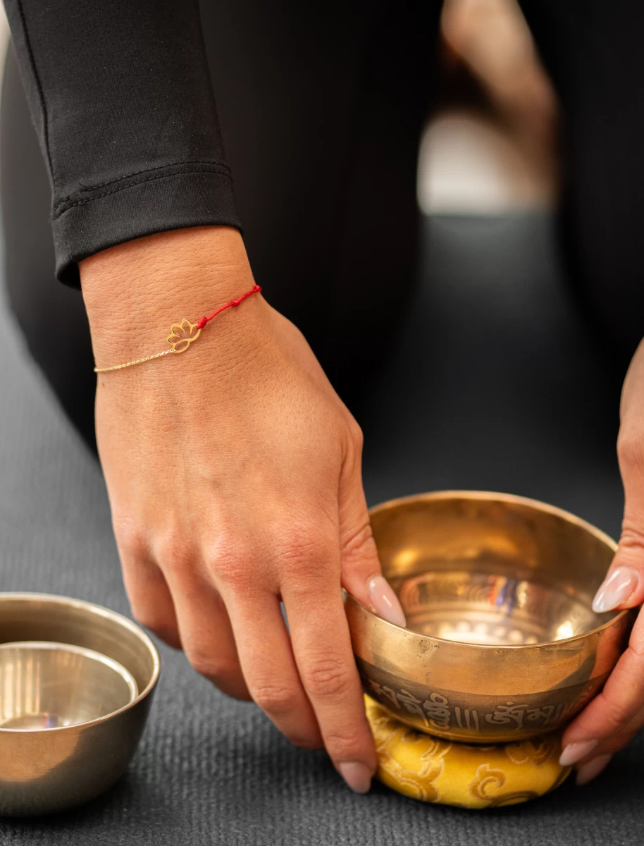 GRAV Yoga Balance Lotus Arany 14K Karkötő