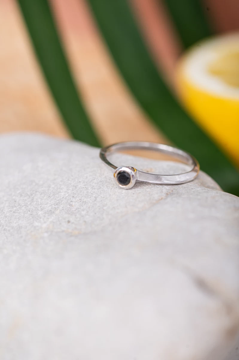 Grav Dark Diamant Button Arany 14K Gyűrű